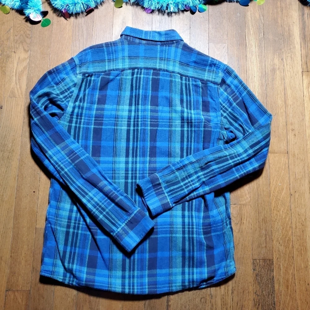 Levi's Flannel Button Up